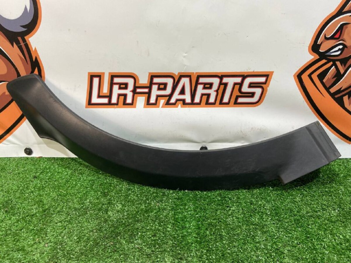 LR136799 Rear arch molding left Range Rover L405 (2013-2021) Used
